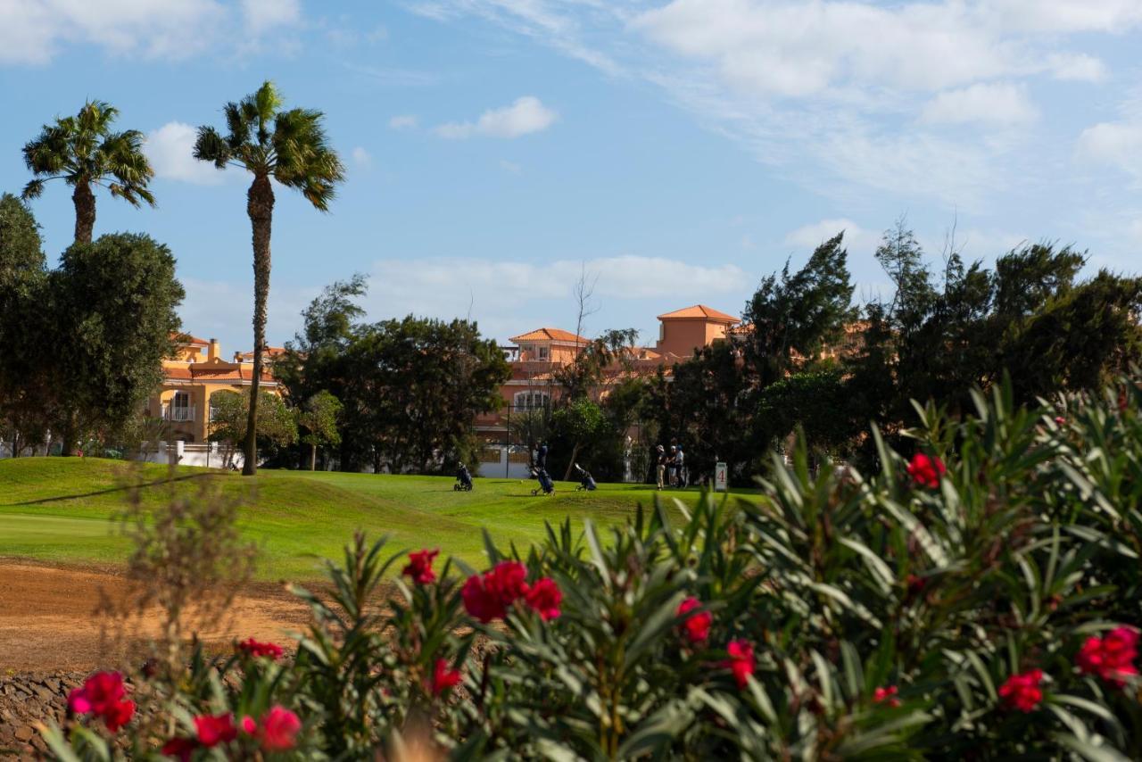 Green View Luxury Appartment In New Complex Pueblo Majorero Next To Golf Course 5 Min Walk From The Beach And Atlantico Shopping Centre In Caleta De Fuste Next To Cassino And Elba Sara Hotel 2 Bedrooms 2 Bathrooms Huge Terace! Kültér fotó